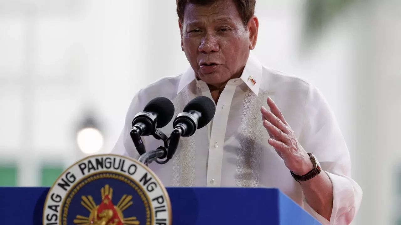फिलीपींस के राष्ट्रपति रोड्रिगो दुर्तेते